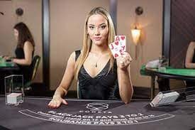 Navigasi mobile Hi-Lo yang mudah dibaca